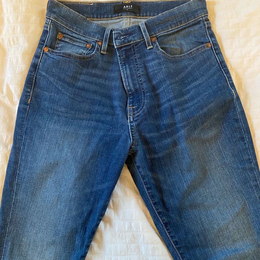 Able brand skinny jeans size 28